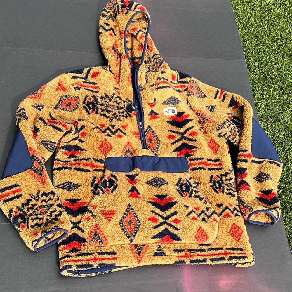 The north face fuzzy pull over sweater